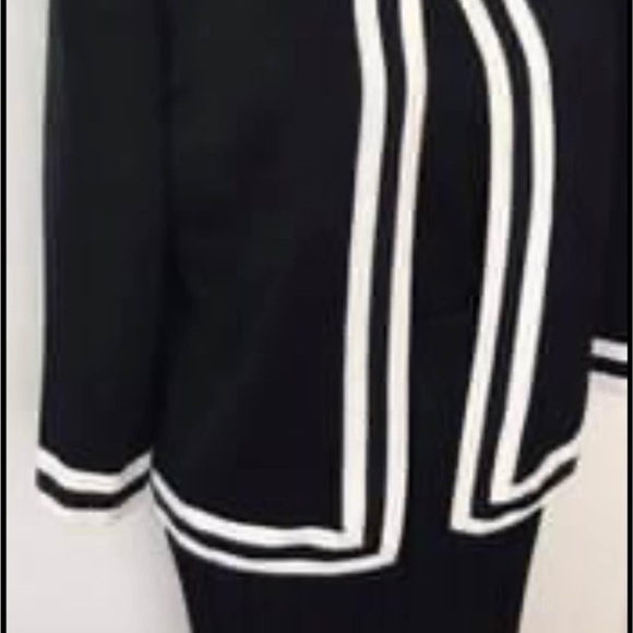 St John three piece skirt suit - Picture 4 of 4